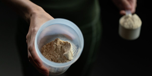 Whey Isolate : qu'est-ce que c'est et à quoi ça sert ?