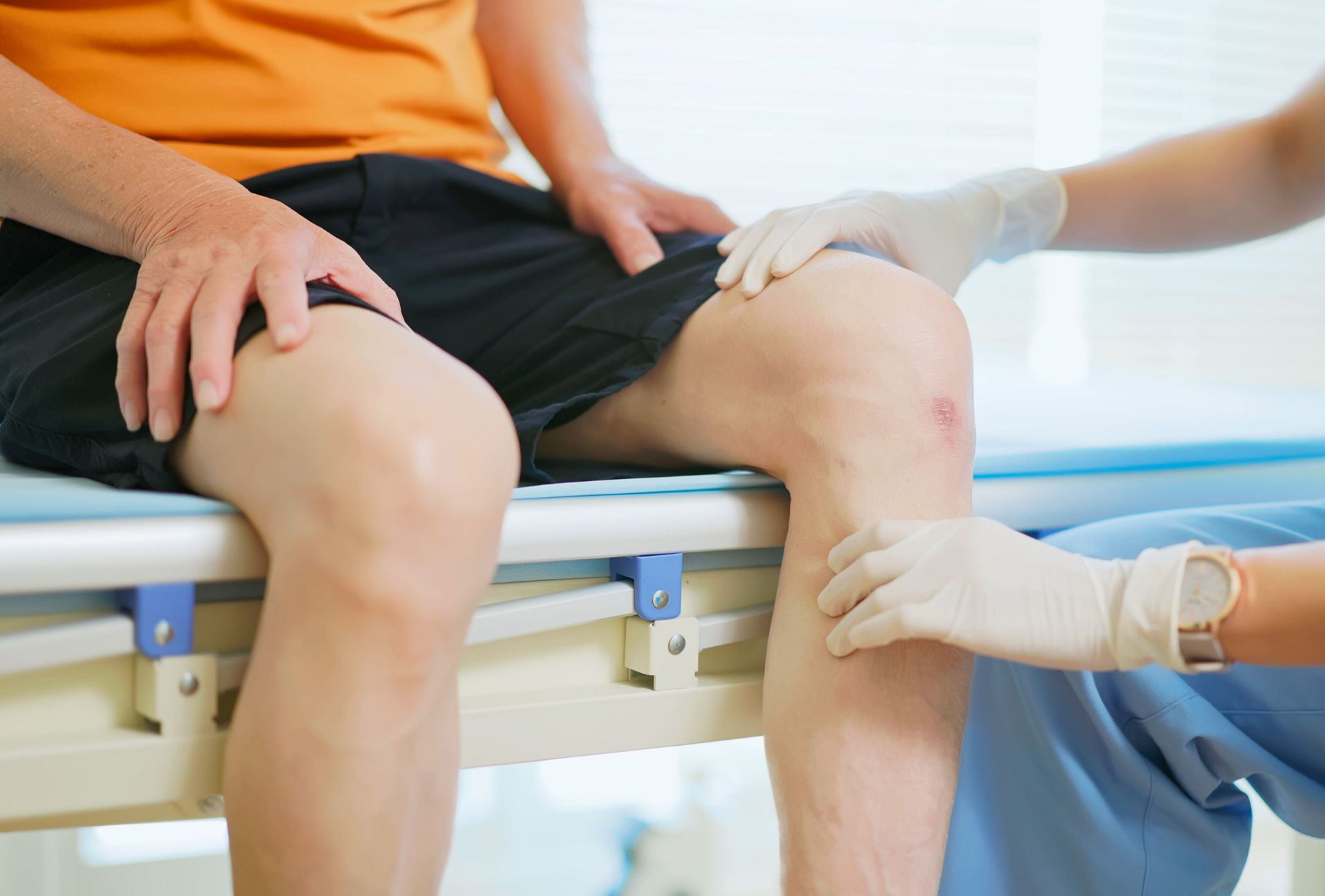 Joint cracking: causes and solutions