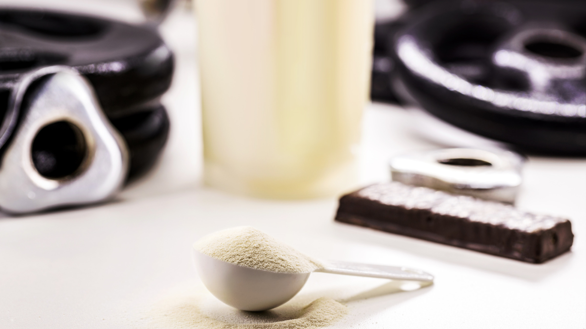 What Is Casein? Where It Is Found, Foods Without It, and Side Effects